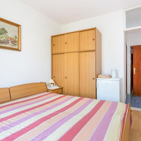 Double Room Supetar 5658d Extérieur photo