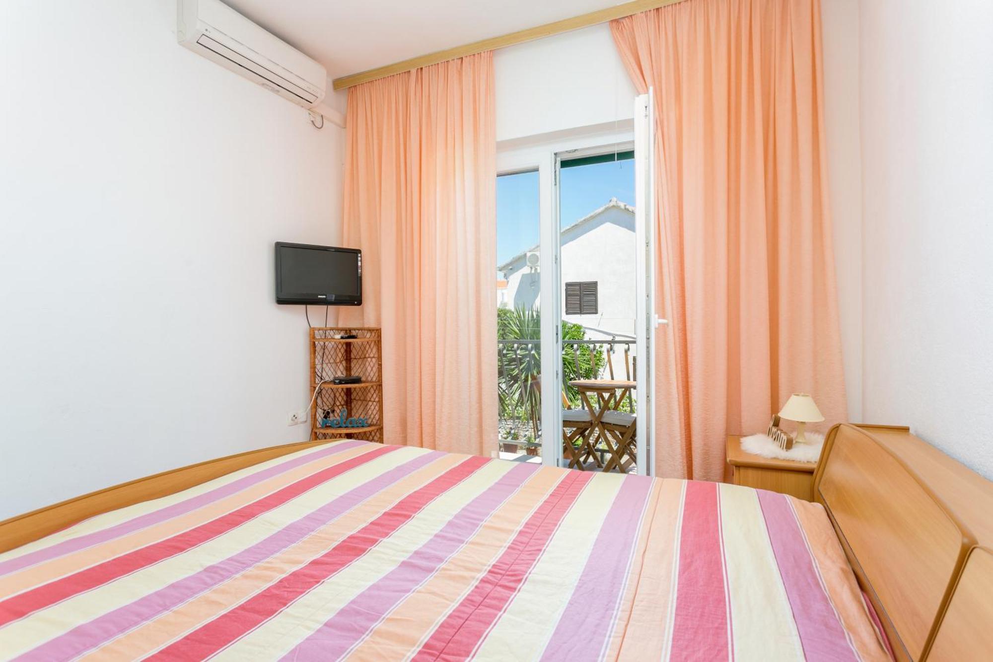 Double Room Supetar 5658d Extérieur photo